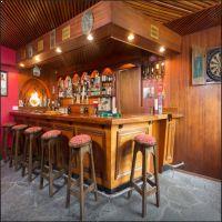 Bar in pub