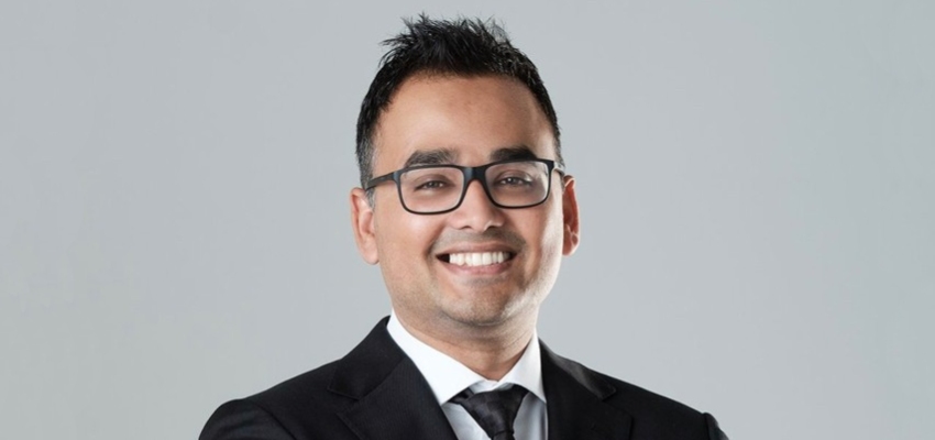 Avi Khan