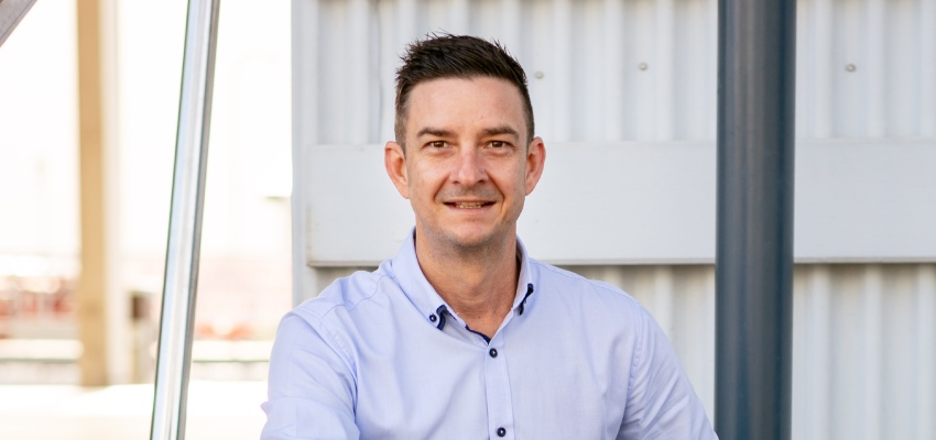 North Qld agent goes solo - Vimarsana News