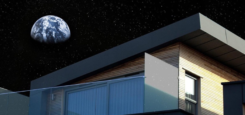 LJ Hooker goes lunar