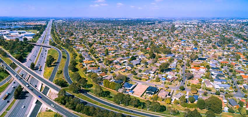 Melbourne auctions held almost daily