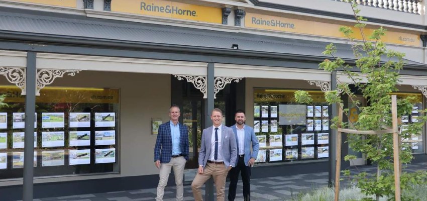 Trio take the reins in Strathalbyn