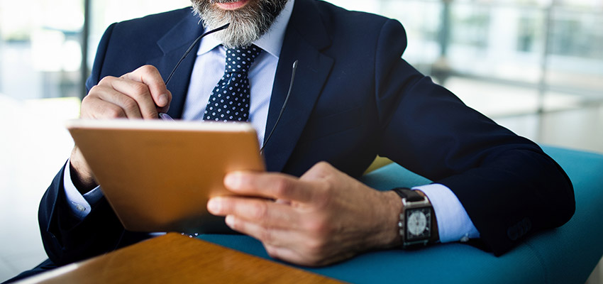 Agent using a tablet