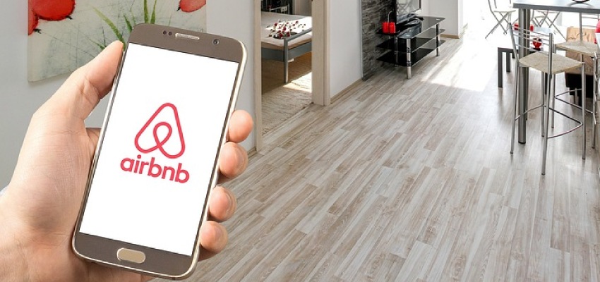 Key safe request results in Airbnb conflict