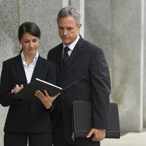 5 ways to keep it simple and dress for success